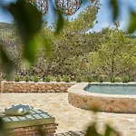 Meralia Villa Anafonitria