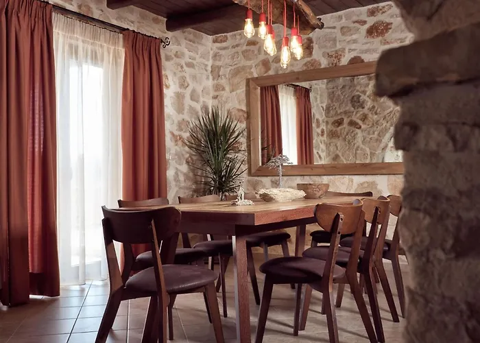 Meralia Villa