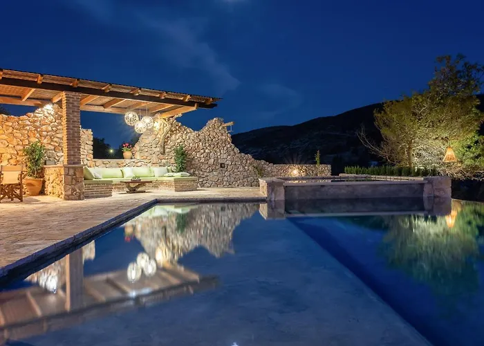 Meralia Villa *