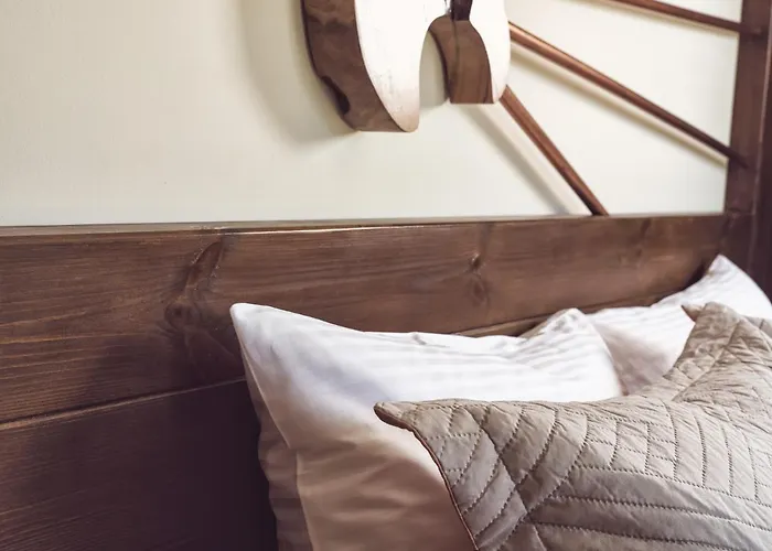 Meralia * Anafonítria