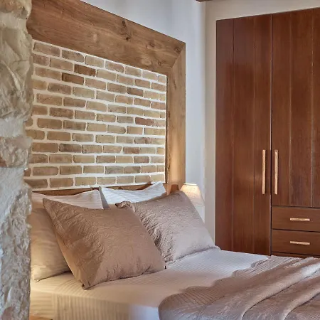 Meralia Villa Anafonítria