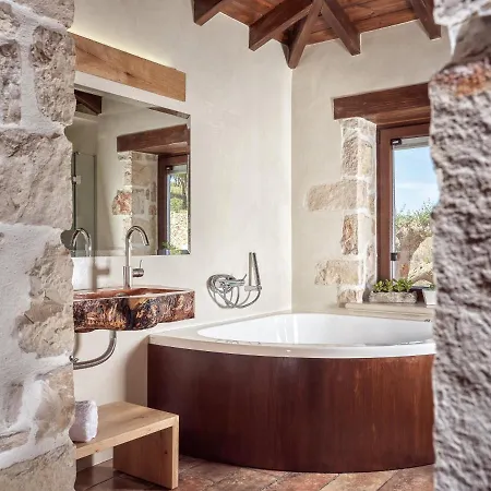 Vilă Meralia Anafonítria